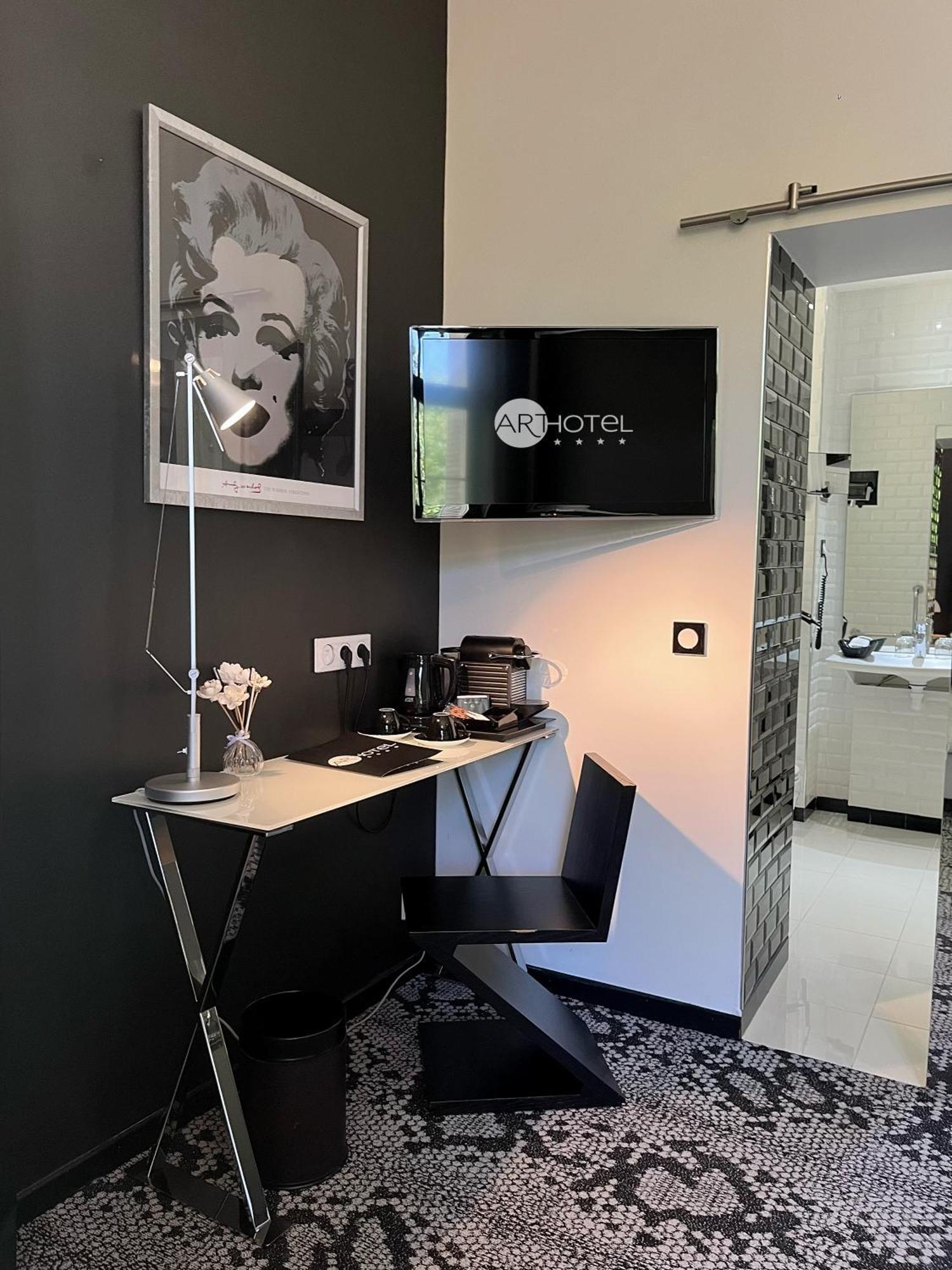 Art Hotel