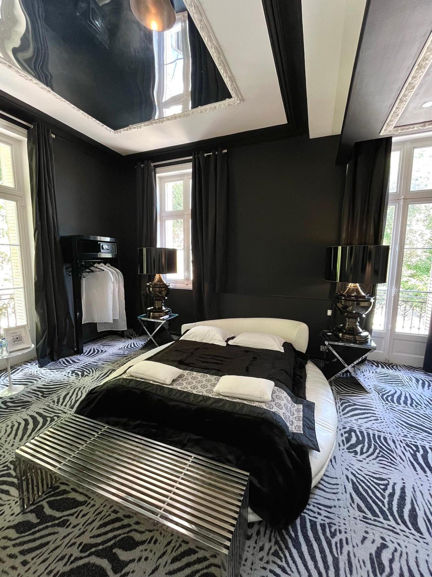 Art Hotel 4*